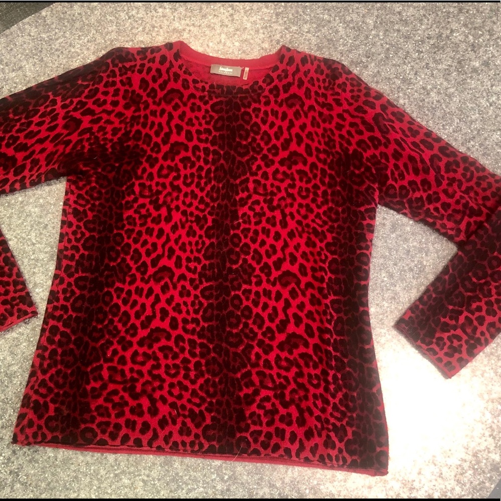 Neiman Marcus Cashmere Sweater
